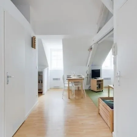 Apartment 2 Pieces Pour 6 Pers., A 600m Des Telecabines Et Proche Commerces A - Fr-1-401-145